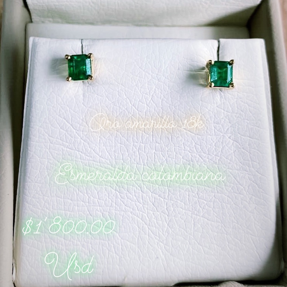 18 kt yellow gold earrings with emeralds